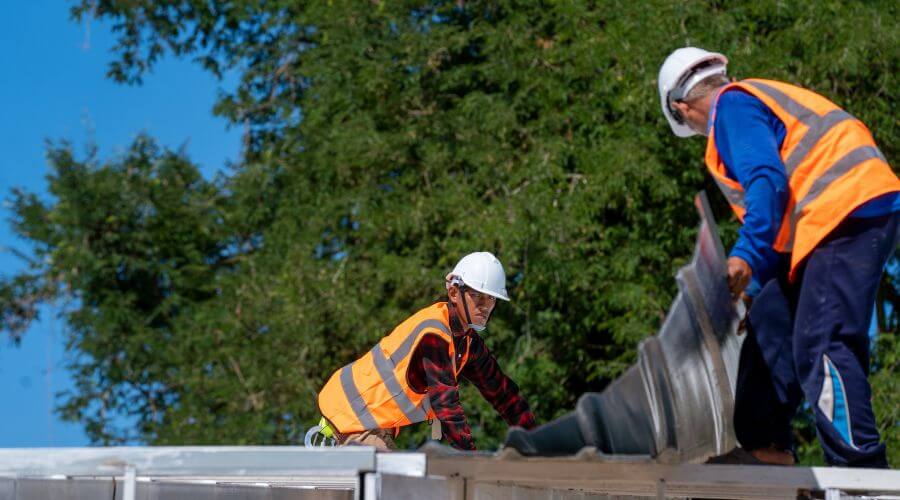 Expert top industrial roofings services in Drake, ND